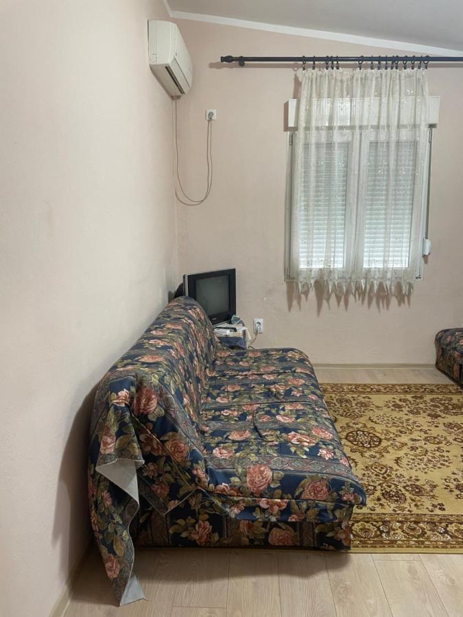 פודגוריצה Apartment Lazar & Marco מראה חיצוני תמונה