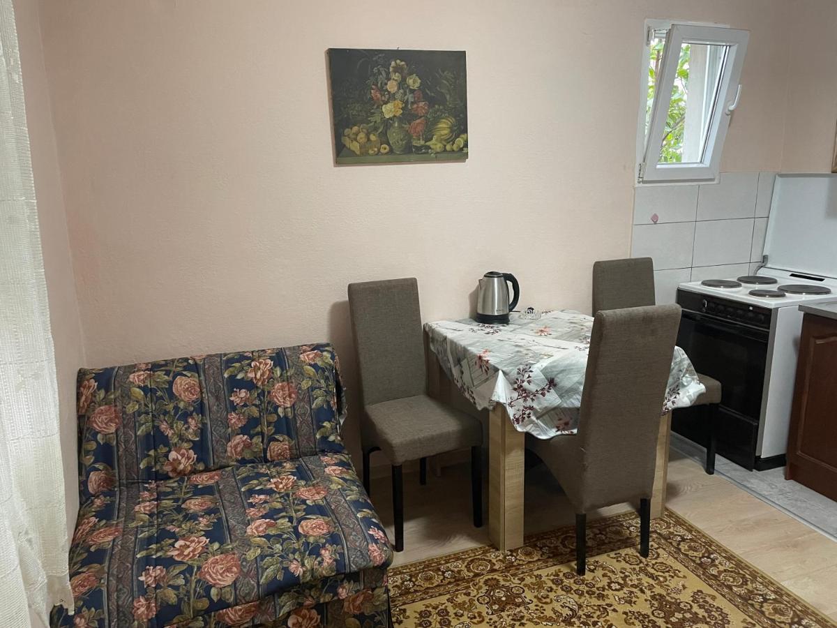 פודגוריצה Apartment Lazar & Marco מראה חיצוני תמונה